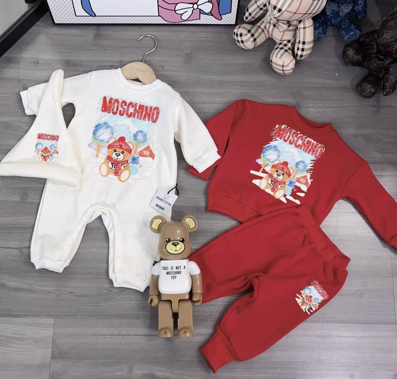 Moschino sz59 66 73 80 90 109